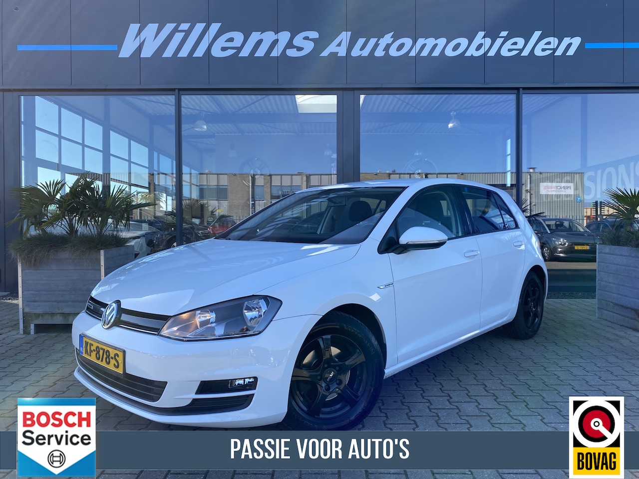 Volkswagen Golf - 1.0 TSI Edition Navigatie, Airco & Automaat - AutoWereld.nl