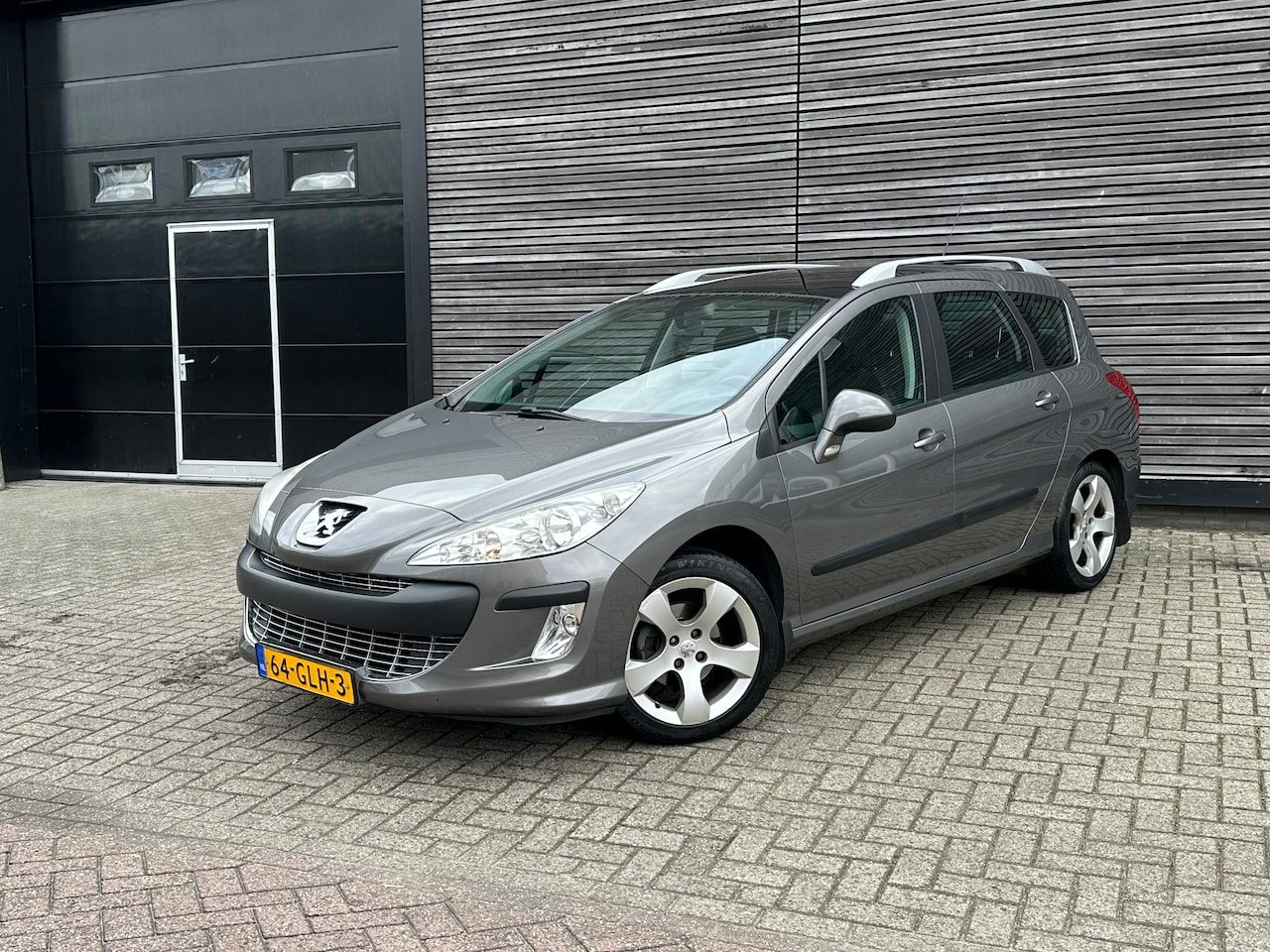 Peugeot 308 SW - 1.6 VTi XS Automaat , 7 persoons , Airco , panorama dak - AutoWereld.nl