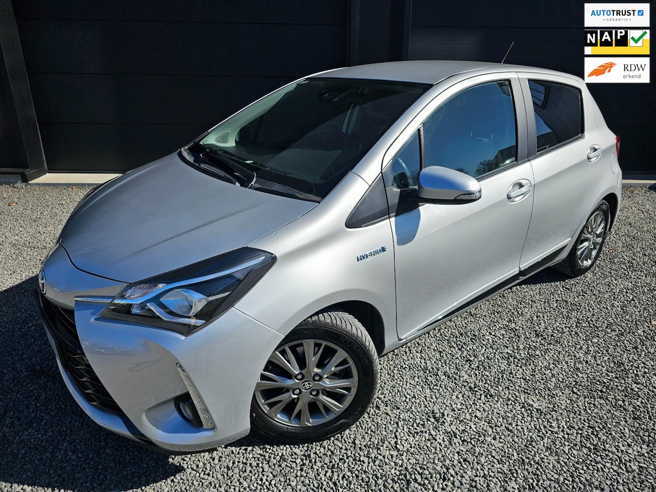 Toyota Yaris - 1.5 Hybrid Executive FACELIFT | Toyota Ond. | - AutoWereld.nl