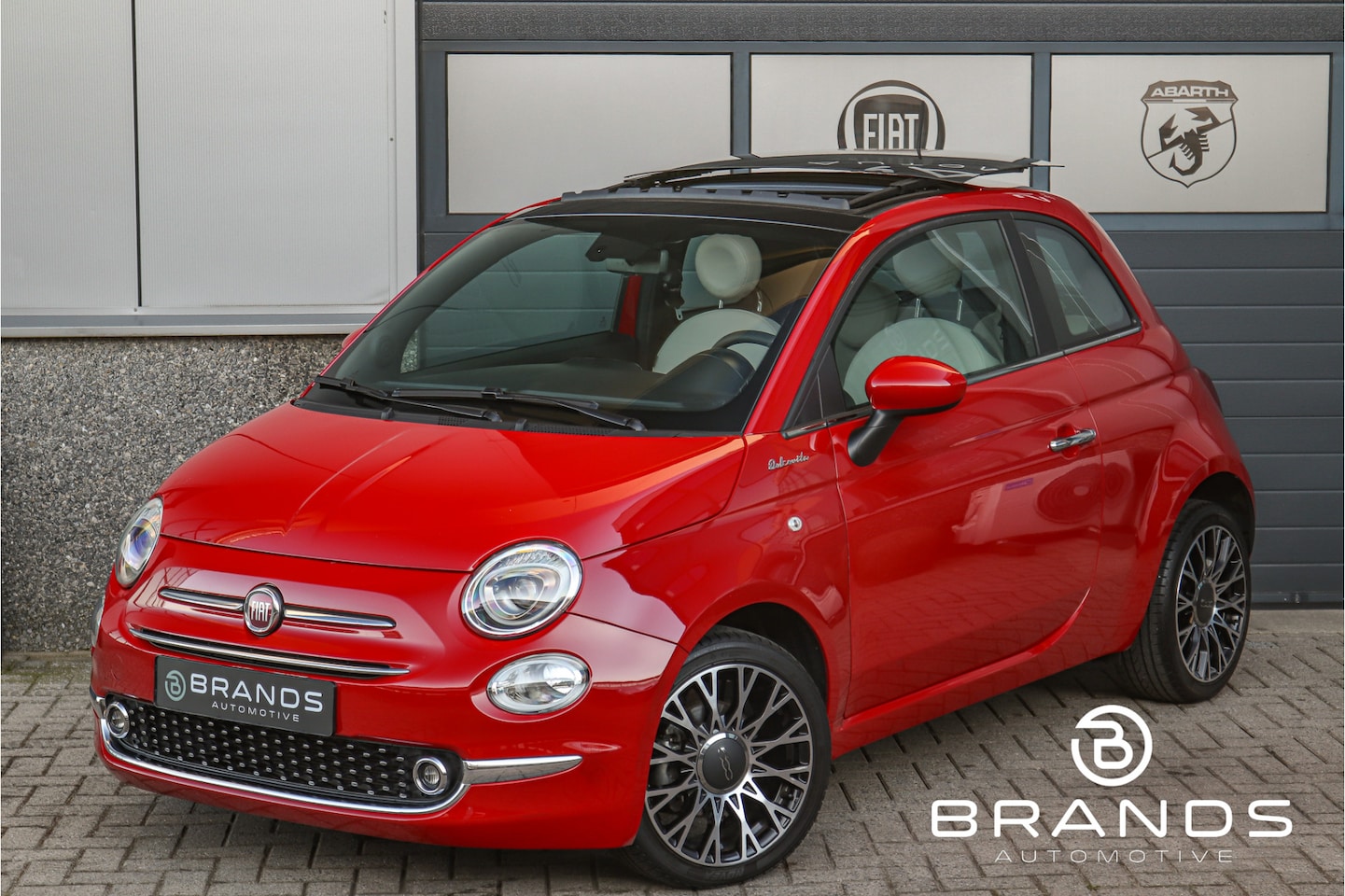 Fiat 500 - 1.0 Hybrid Dolcevita Vol opties Schuifdak Garantie - AutoWereld.nl