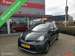 Toyota Aygo - 1.0 VVT-i Aspiration airco lm velgen apk