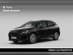 BMW 2-serie Active Tourer - 218i M sport pakket | Head-Up Display | Glazen panoramadak | Trekhaak met elektrisch wegkl