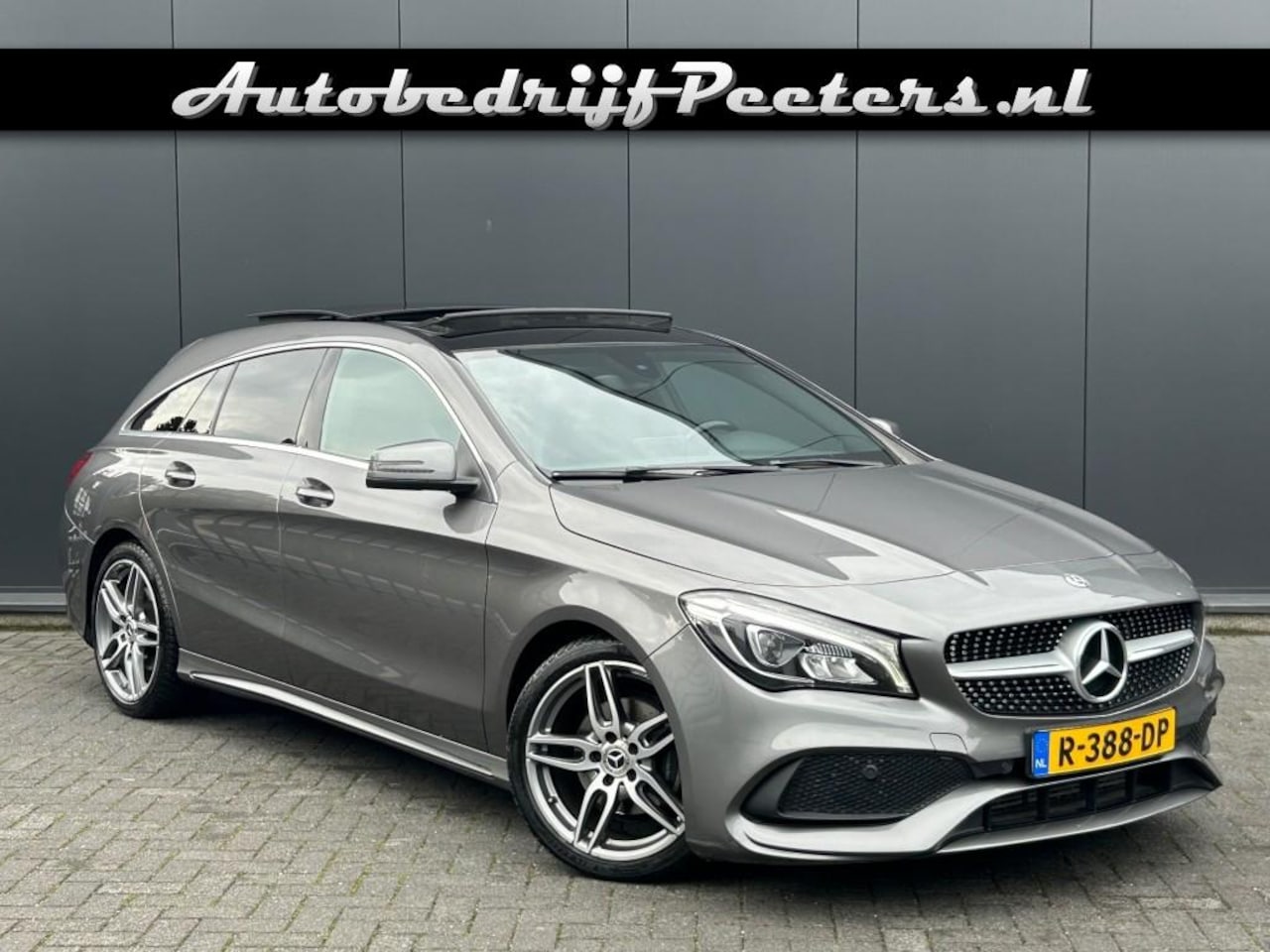 Mercedes-Benz CLA-Klasse - SB 180 AMG Line P-dak LED Navi Camera Cruise Trekhaak - AutoWereld.nl