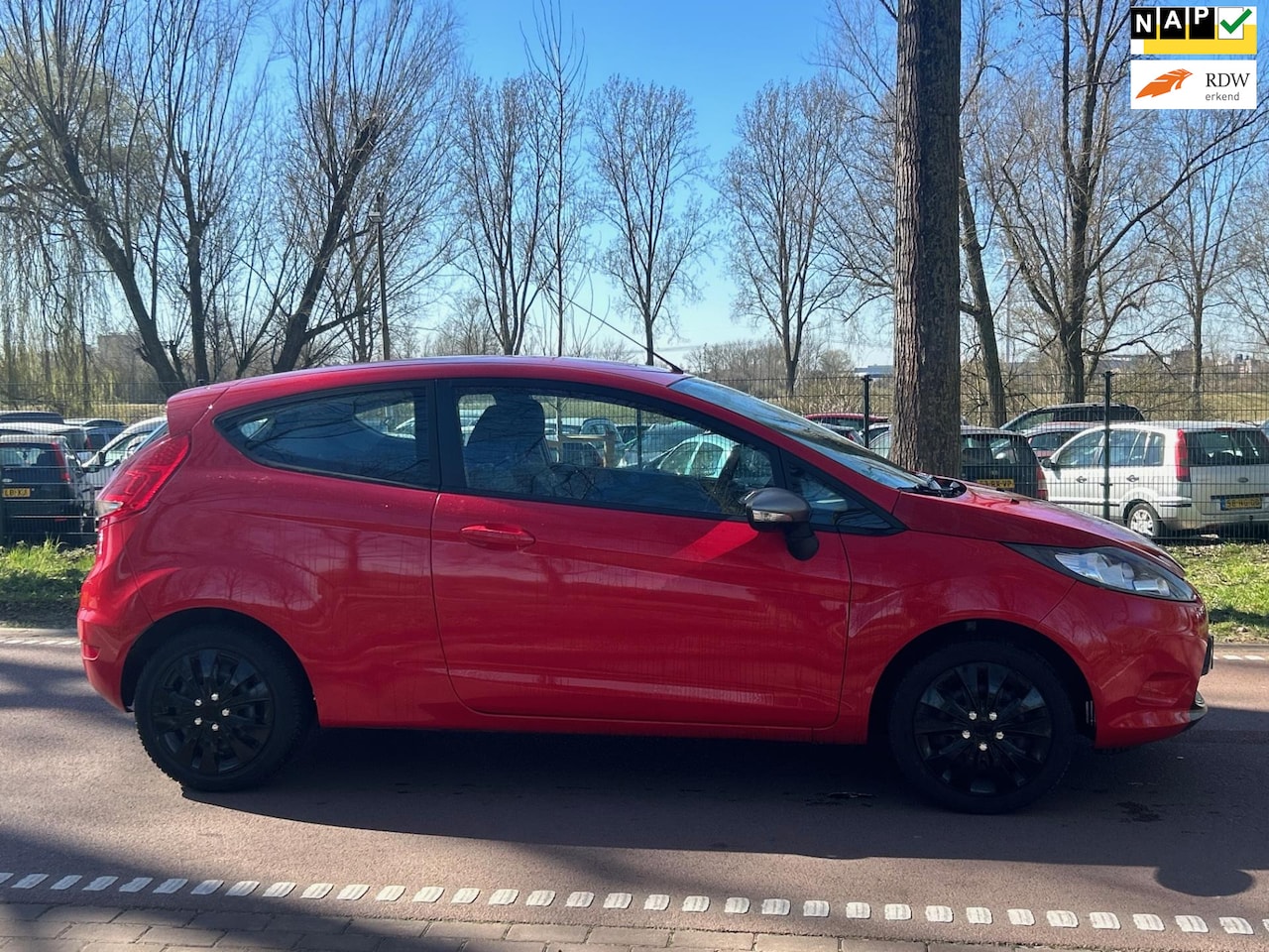 Ford Fiesta - 1.25 Limited AIRCO!LAGE KM!KOOOPJE! - AutoWereld.nl