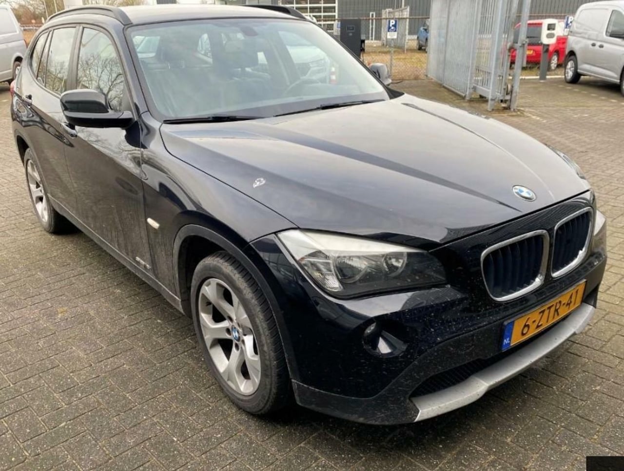 BMW X1 - sDrive18i Executive 150pk | Leder | Sportst - AutoWereld.nl