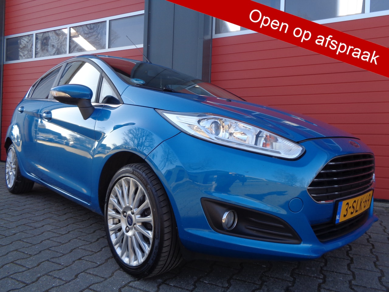 Ford Fiesta - 1.0 EcoBoost 101PK Titanium Clima Cruise Navi LMV NL-Auto NW Model - AutoWereld.nl