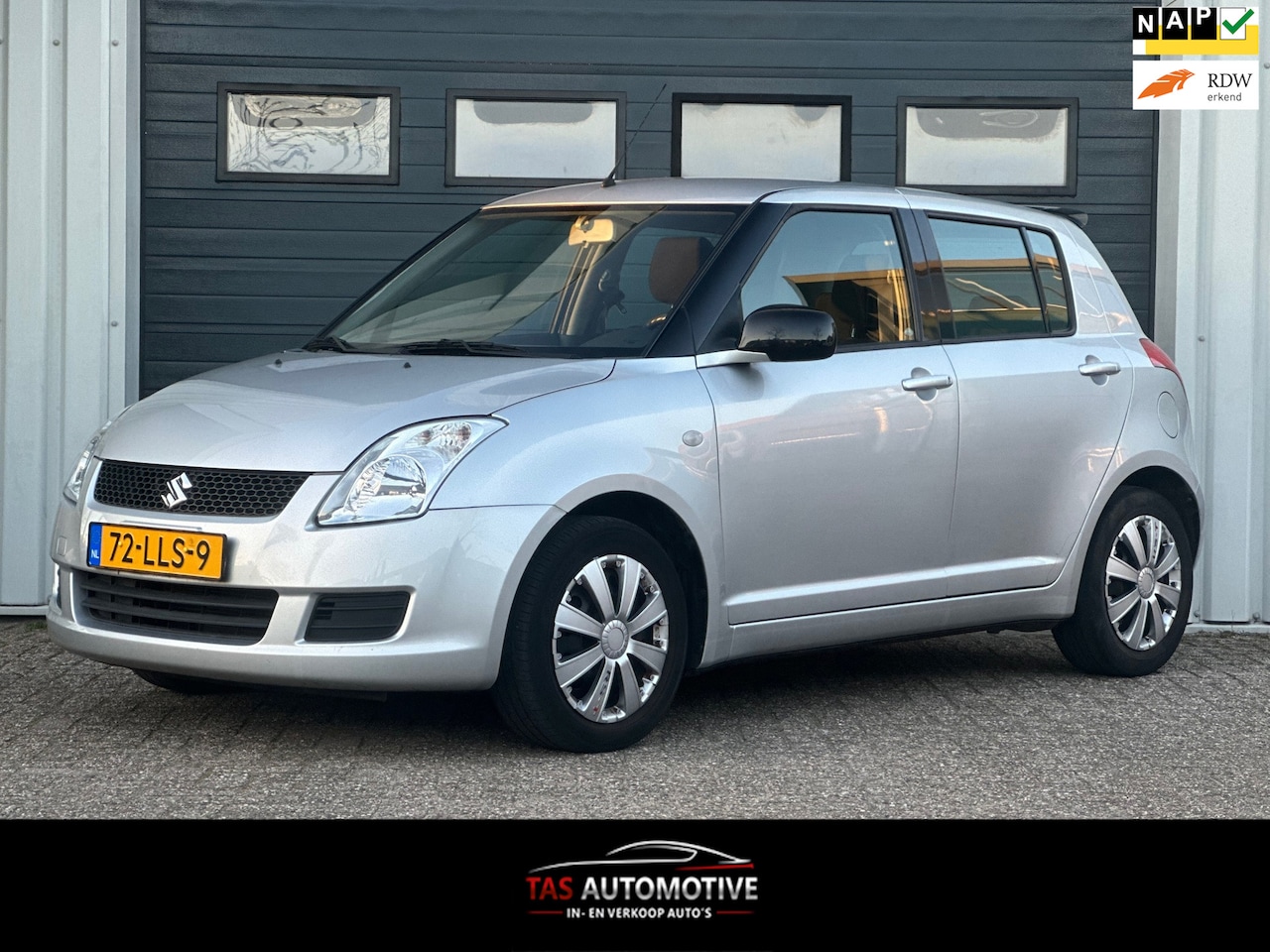 Suzuki Swift - 1.3 Cool AIRCO / CARPLAY / APK / 123.315 NAP! - AutoWereld.nl