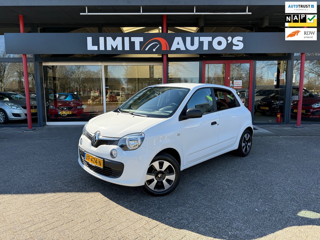 Renault Twingo - 1.0 SCe Intens/Airco/Cruise/Elek.Ramen/Cruise/Bt/Apk - AutoWereld.nl