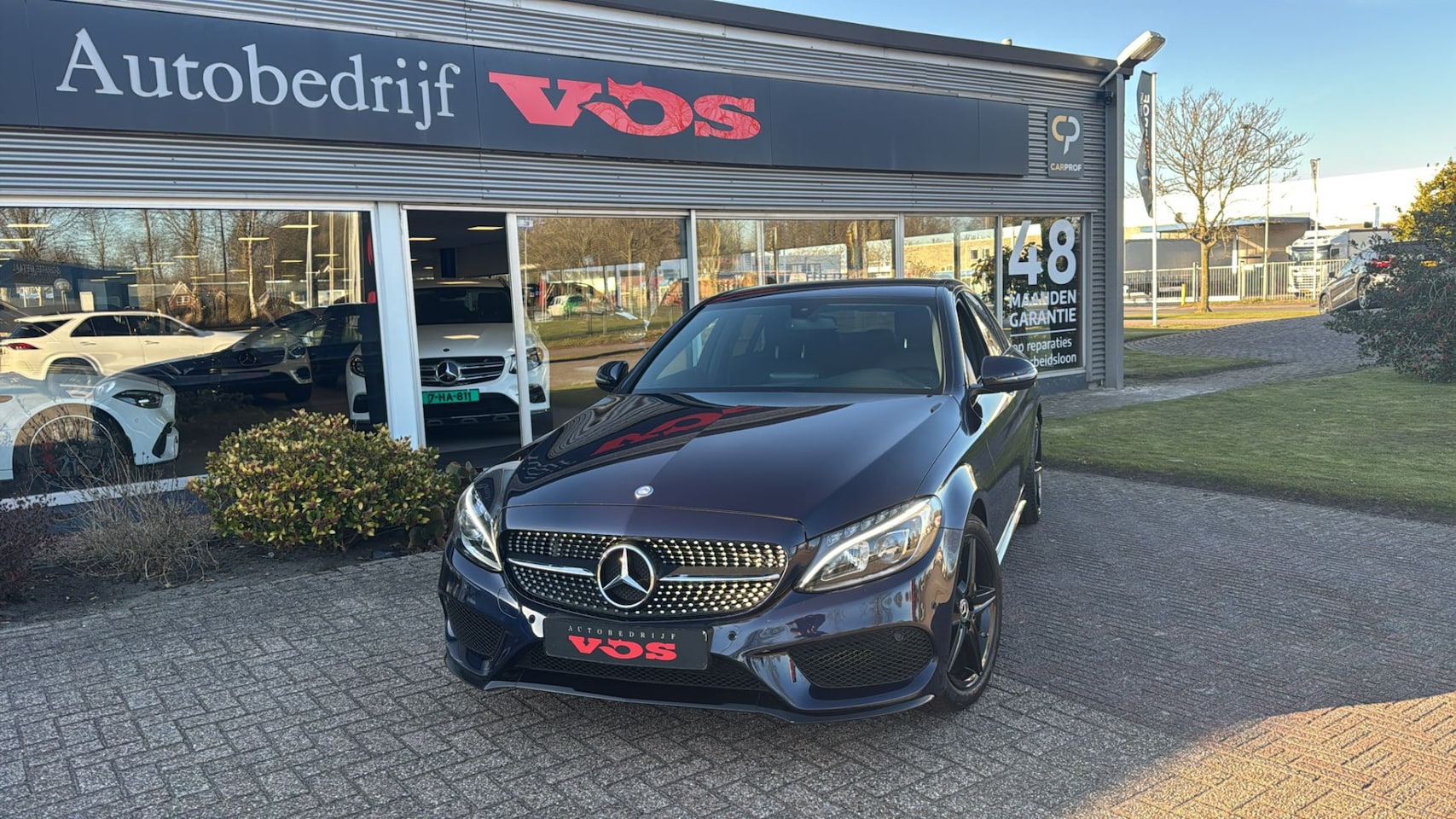 Mercedes-Benz C-klasse - 180 AMG Sport Edition | Navi | Camera | Leder | LED - AutoWereld.nl