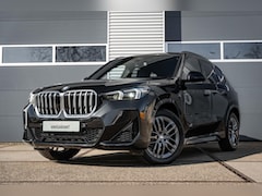 BMW X1 - sDrive18i |Panorama dak | Harman Kardon |Sfeer verlichting |