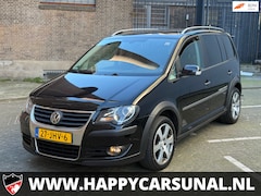 Volkswagen Touran - 1.4 TSI Highline, AUTOMAAT