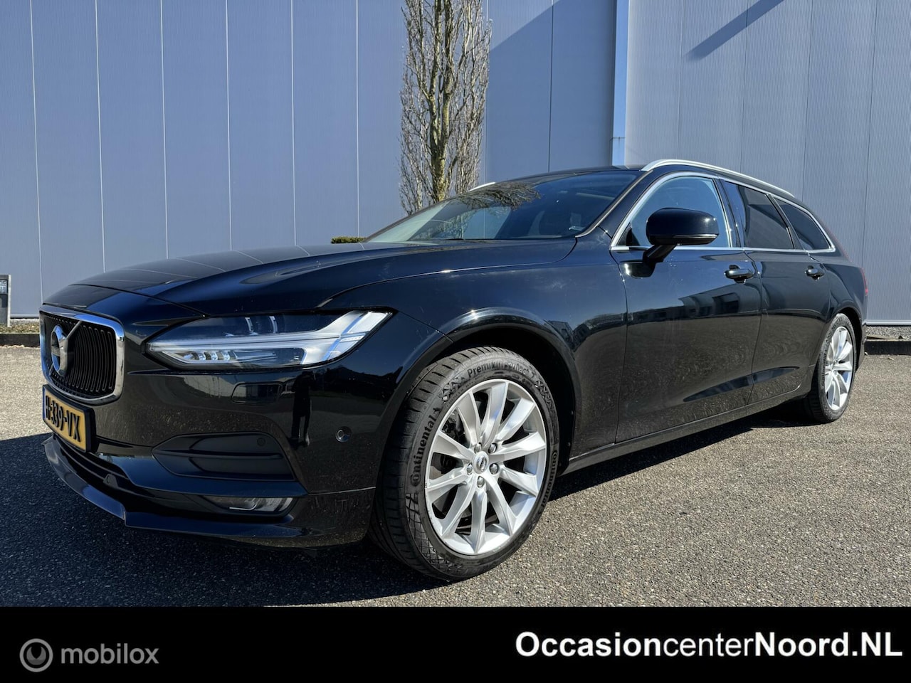 Volvo V90 - 2.0 D5 AWD Momentum | Leer | Pano | LED - AutoWereld.nl