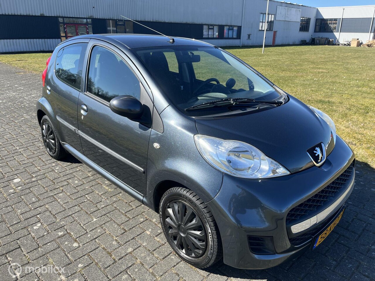 Peugeot 107 - 1.0-12V XS Sublime / APK / NAP / Airco / 5drs / - AutoWereld.nl