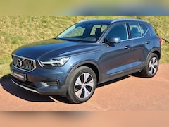 Volvo XC40 - 1.5 T4 Recharge Inscription Expression Elektrisch glazen panorama dak - Park Assist Pack