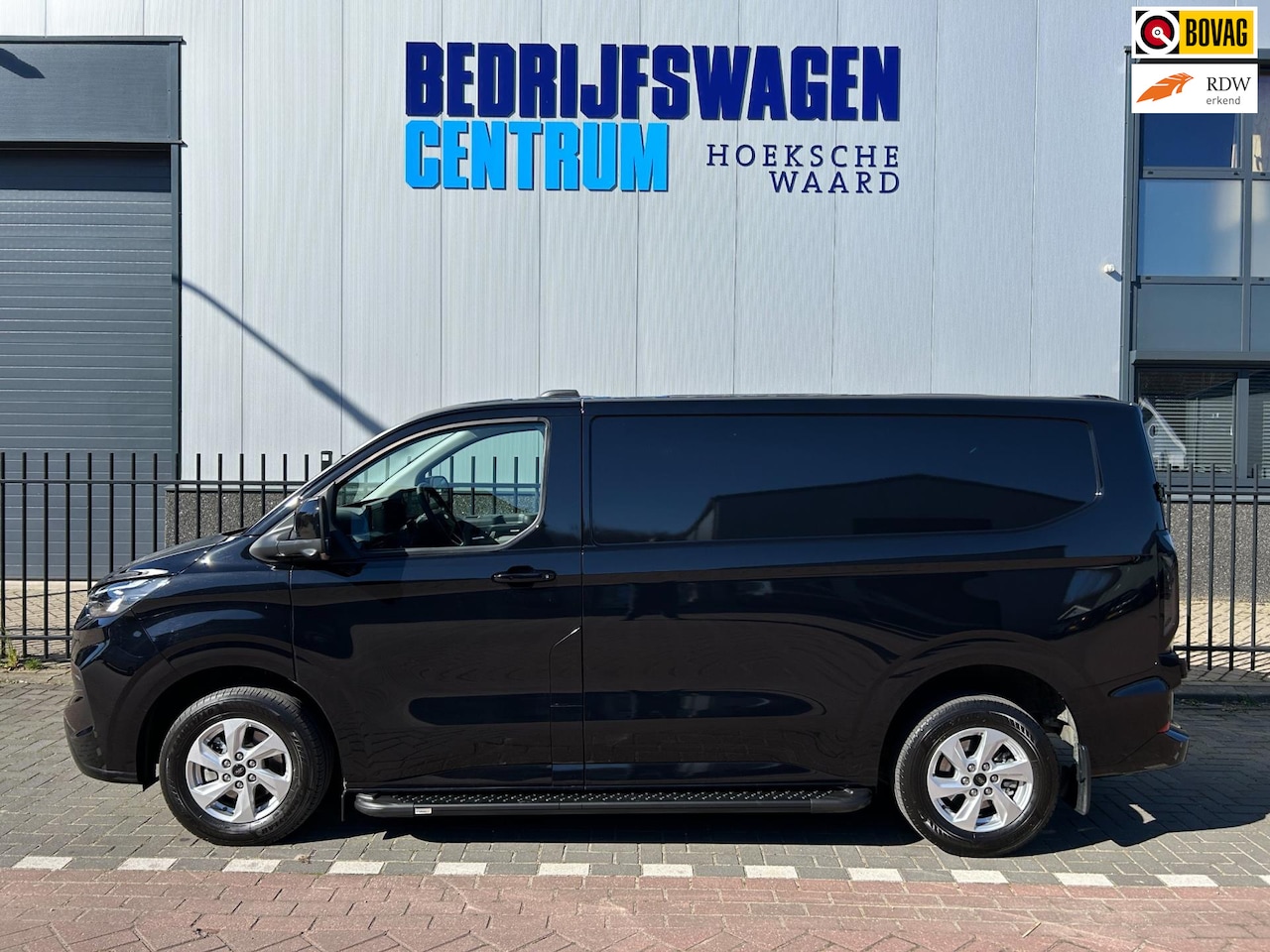 Ford Transit Custom - 2.0 TDCI 170PK L1H1 Limited Automaat - AutoWereld.nl