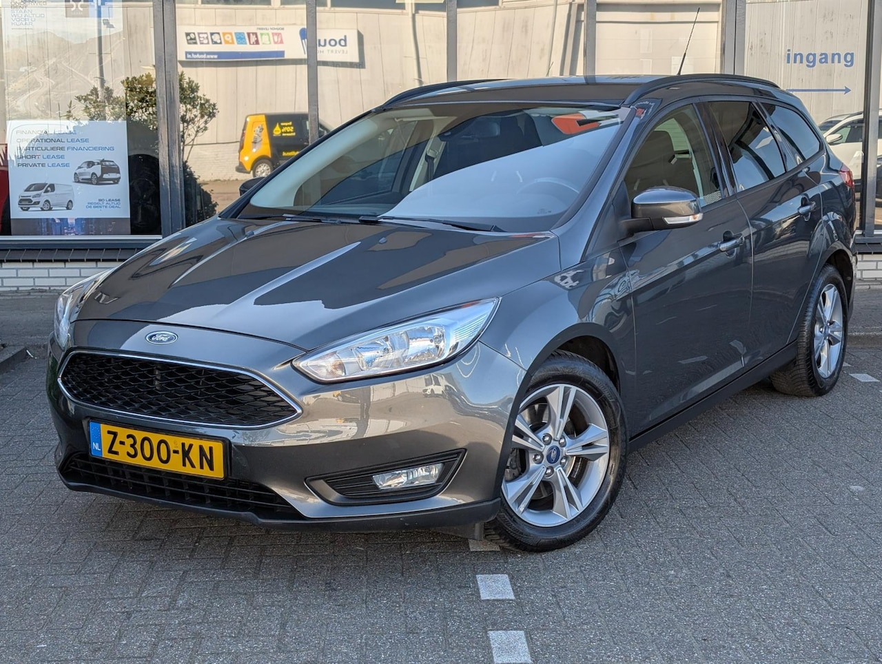 Ford Focus Wagon - 1.5 Titanium Edition 1.5 Titanium Edition - AutoWereld.nl