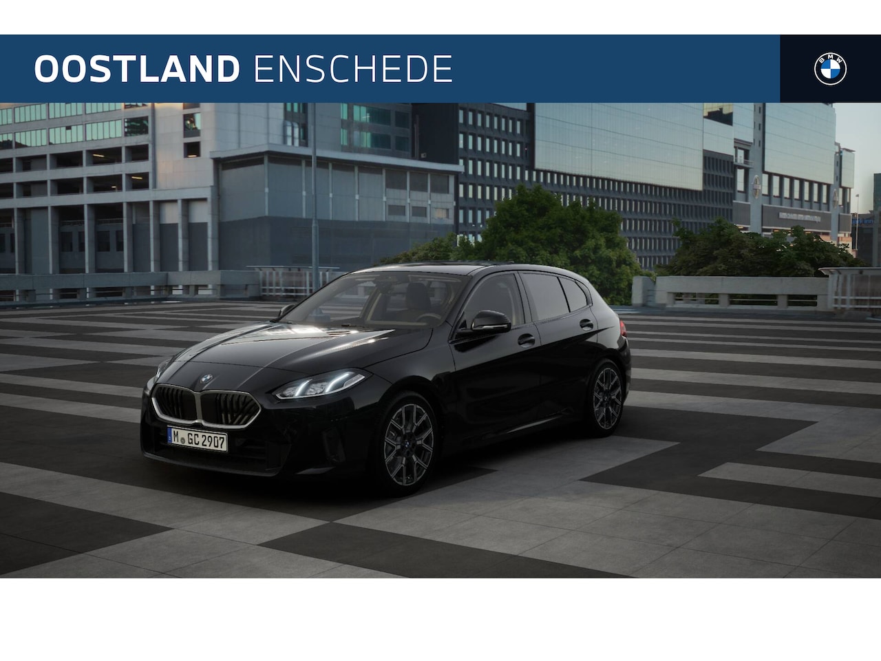 BMW 1-serie - 120 Automaat / Trekhaak / Parking Assistant / Stoelverwarming / Driving Assistant - AutoWereld.nl