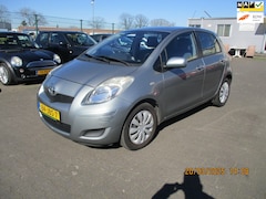 Toyota Yaris - Yaris 1.3 VVTi Aspiration-AIRCO