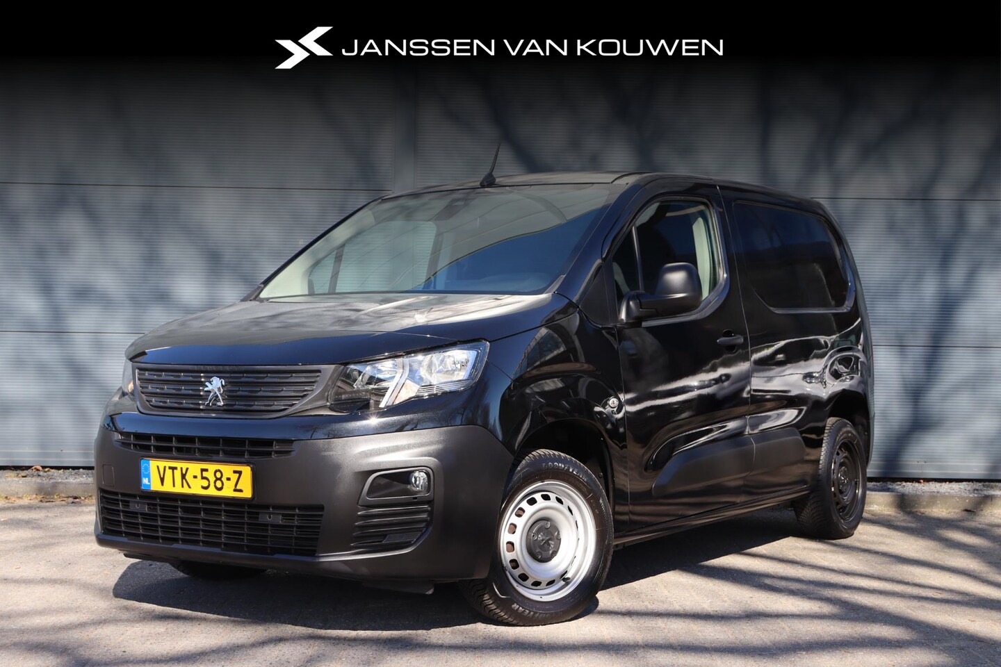 Peugeot Partner - 1.5 BlueHDi 100 S&S L1 / Navi / Airco / PDC - AutoWereld.nl