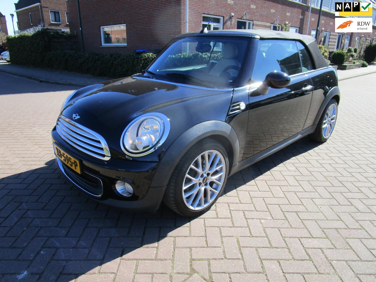 MINI Cabrio - Mini 1.6i Pepper Cabrio leer, clima, windscherm - AutoWereld.nl