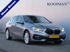 BMW 1-serie - 118i 136pk Business Edition Automaat Navigatie / Camera / Apple Carplay / Sportline