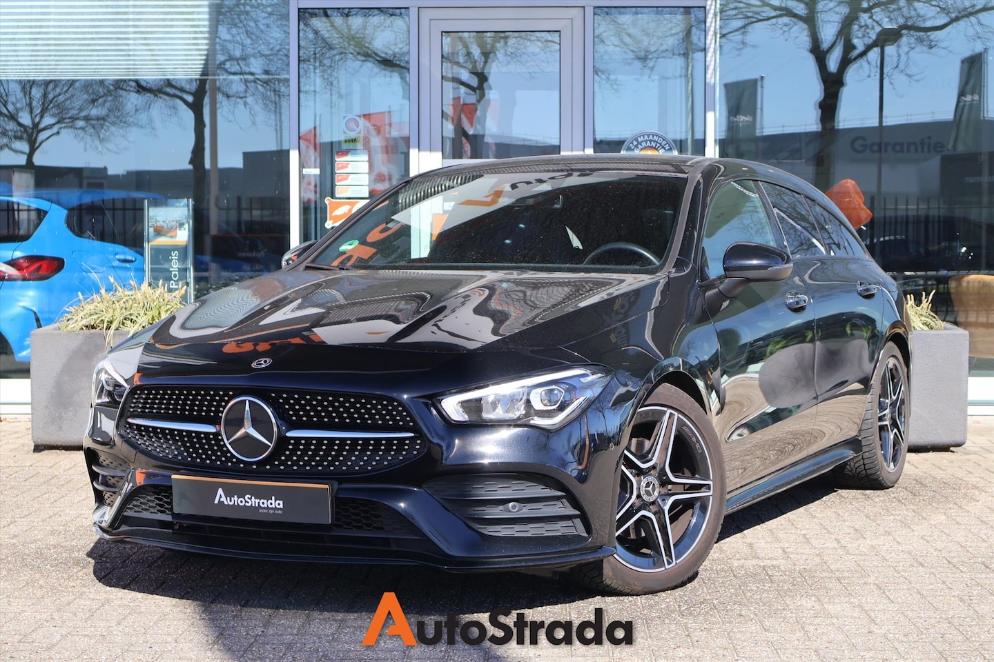 Mercedes-Benz CLA-klasse Shooting Brake - 180 AMG-Line 136pk 7G-DCT | Keyless | Camera | LED | Carplay | Sfeer | Stoelverwarming - AutoWereld.nl