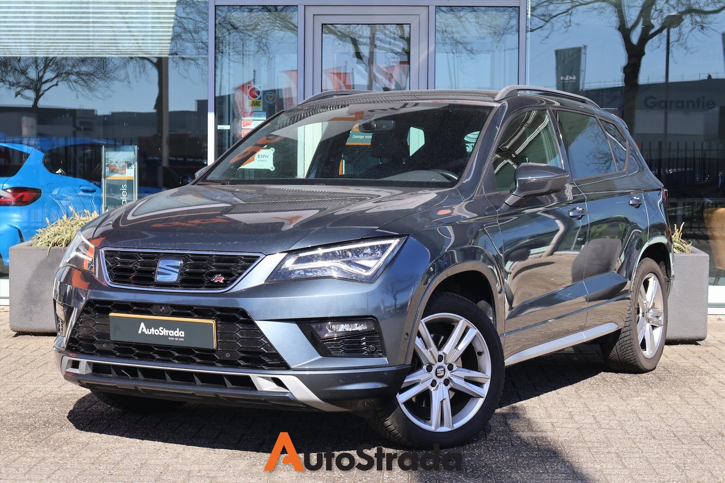 Seat Ateca - 1.5 FR EcoTSI 150pk DSG-7 | Adaptive | Climate | Keyless | LED | Camera | Navi | Trekhaak - AutoWereld.nl