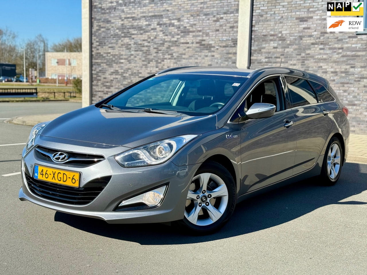 Hyundai i40 Wagon - 1.6 GDI Blue Business Edition // LMV // CLIMATE // CRUISE // PDC // / TREKHAAK // DEALER O - AutoWereld.nl