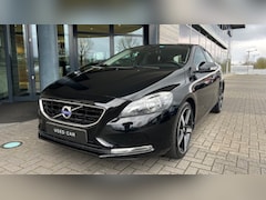 Volvo V40 - 1.6 T3 150PK Kinetic | Park.sensoren. | 18Inch | Cam.achter | Clim.control