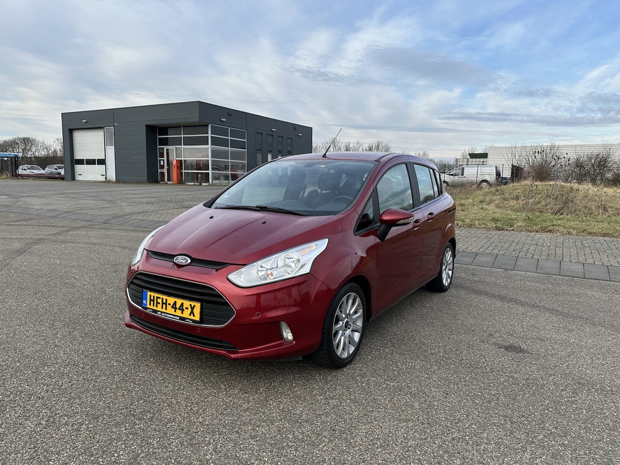 Ford B-Max - 1.0 EcoBoost Titanium 1.0 EcoBoost Titanium - AutoWereld.nl