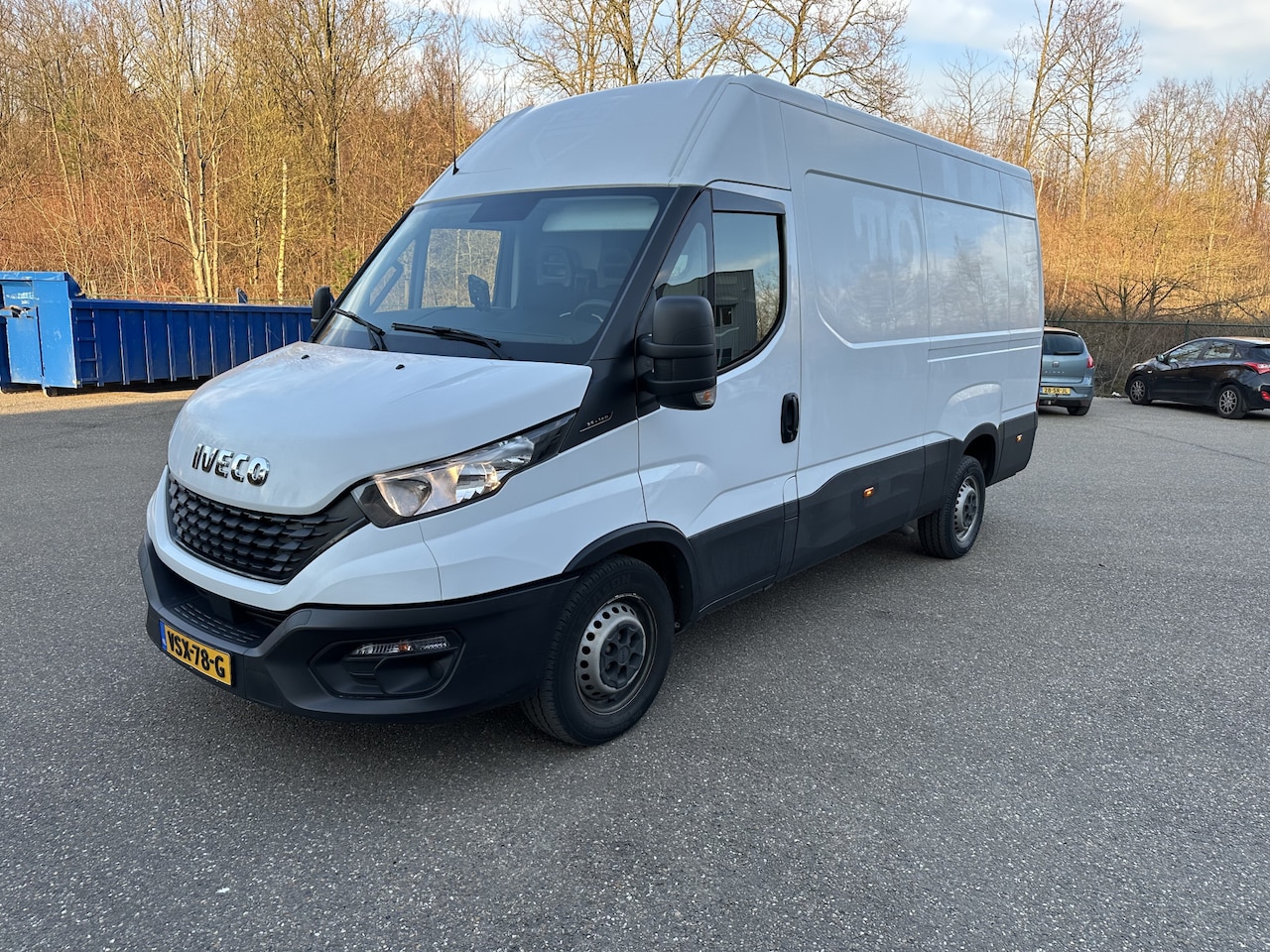 Iveco Daily - 35S14V 2.3 352L H3 35S14V 2.3 352L H3 - AutoWereld.nl