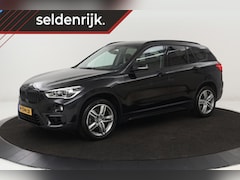 BMW X1 - sDrive 18i Sport Line | Stoel & stuurverwarming | Trekhaak | Sportstoelen | Navigatie | Fu