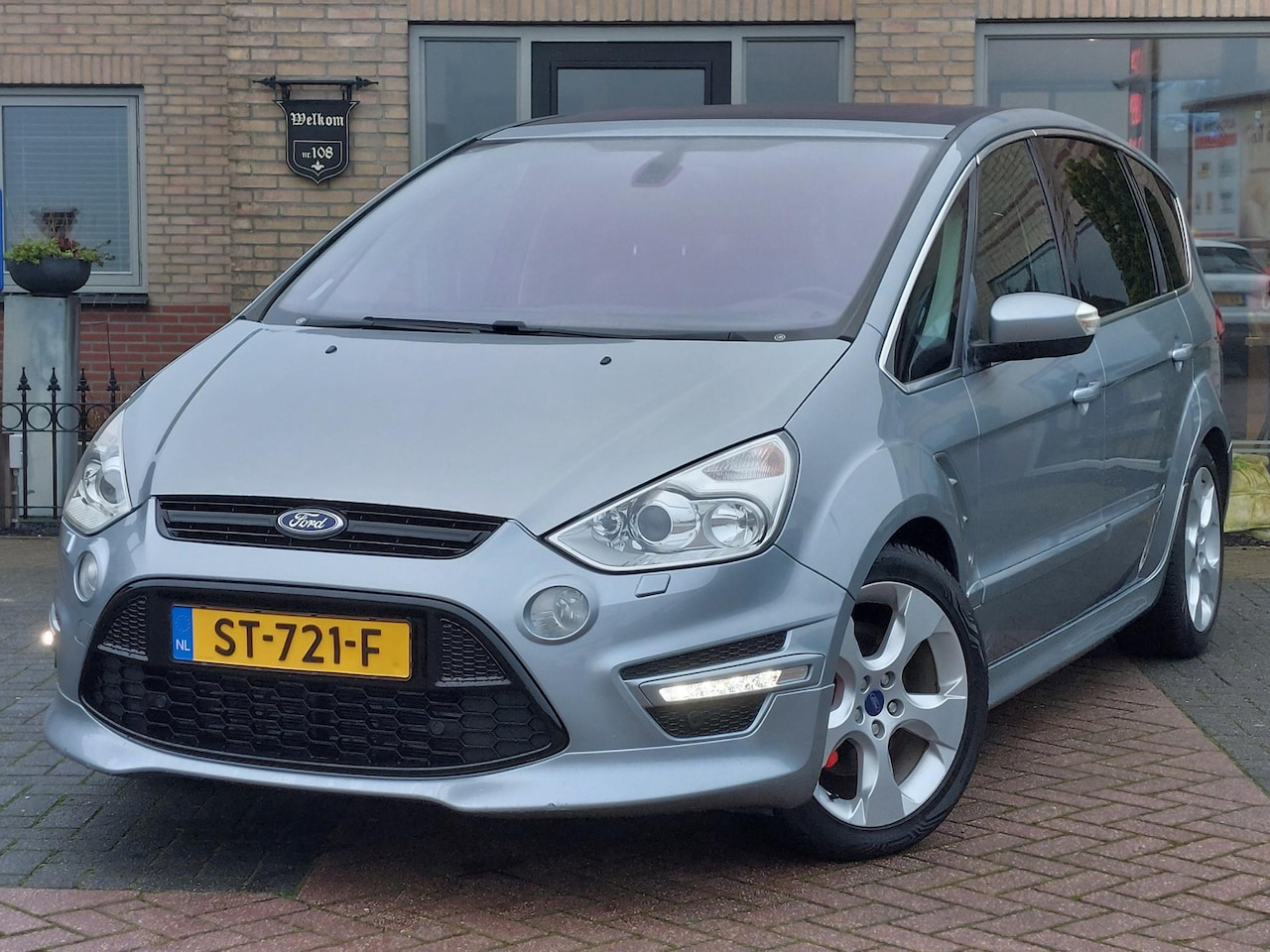 Ford S-Max - 2.0 SCTi Titanium | Leer | Pano | Trekhaak - AutoWereld.nl