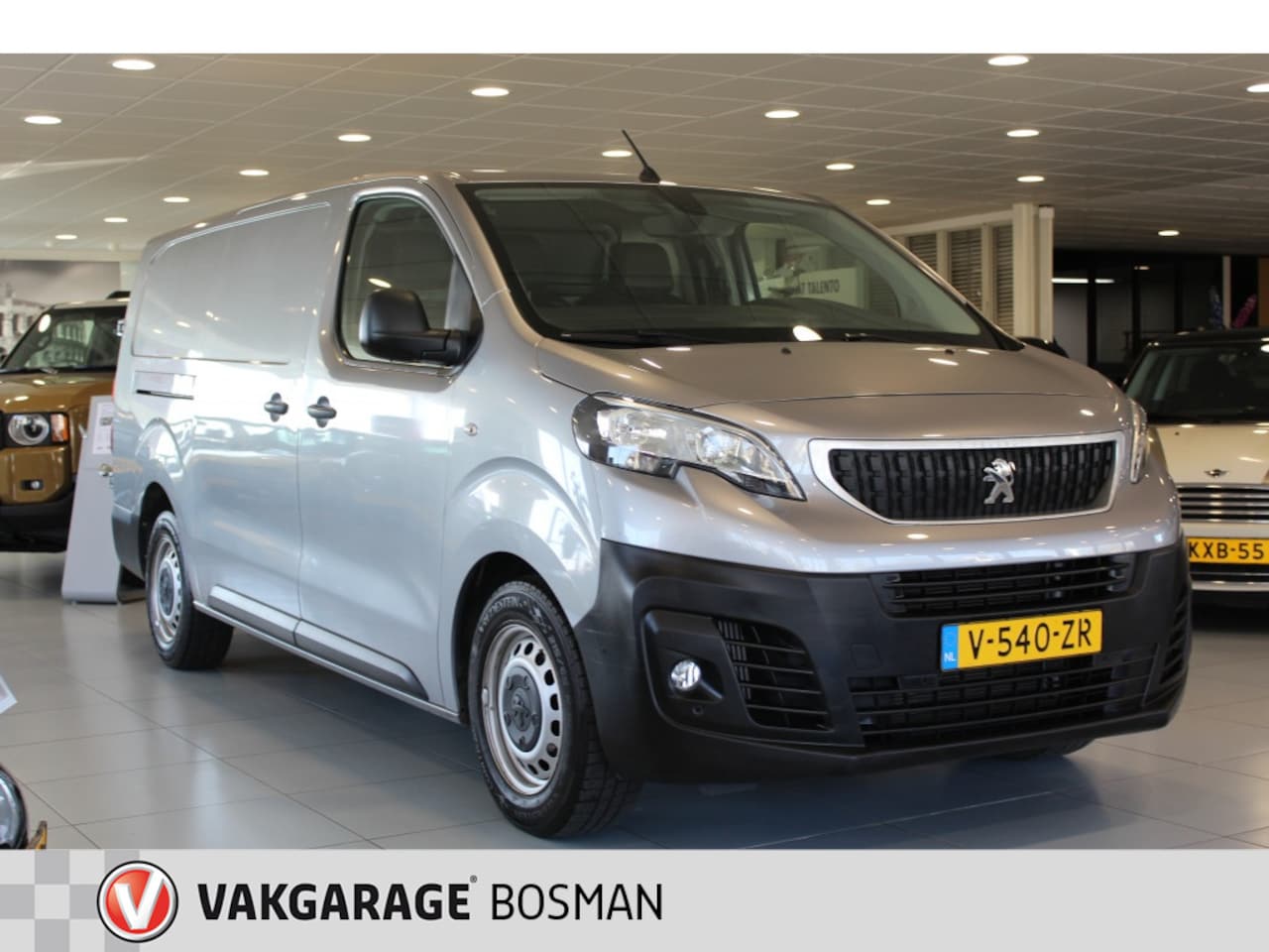 Peugeot Expert - 2.0 BlueHDI Prem/CARPLAY/CRUISE/CAMERA - AutoWereld.nl