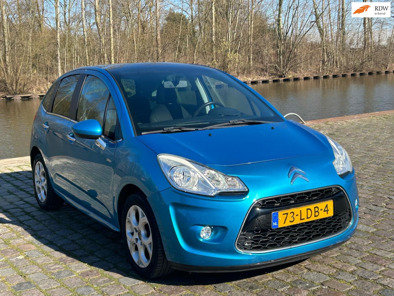 Citroën C3 - 1.6 VTi Exclusive Panorama dak airco cruis control cv op afs - AutoWereld.nl