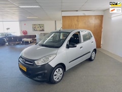 Hyundai i10 - 1.0 Pure Apk Nieuw, Aux-CD Speler, N.A.P, 5Deurs, 2 Sleutels + Boekjes, Topstaat