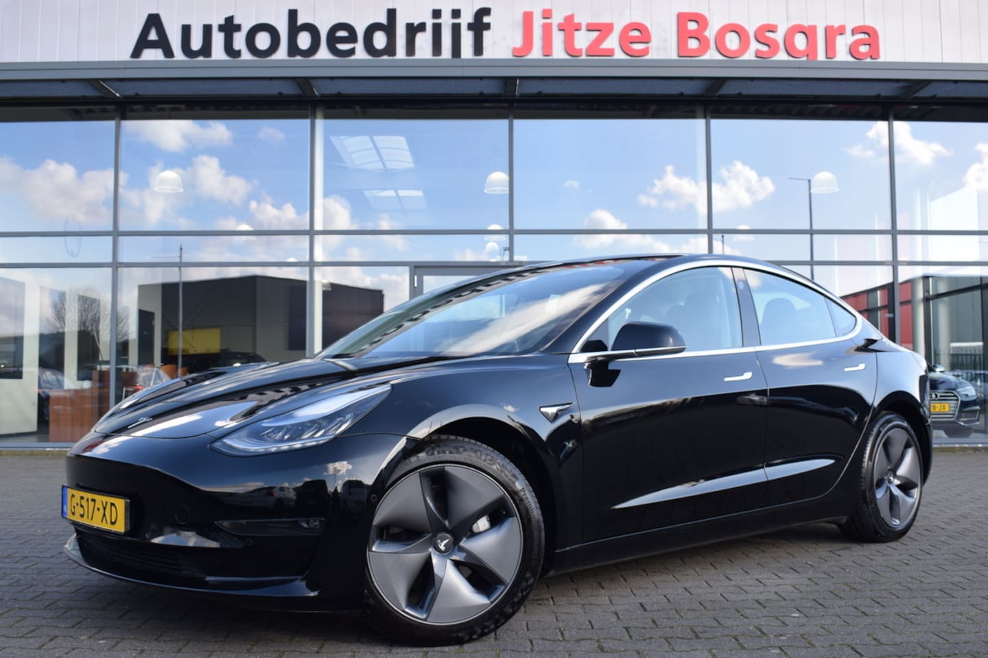 Tesla Model 3 - Long Range RWD Long Range AWD 75 kWh Dual Motor Zwart Leder | Panoramadak | 360°Camera | ECC | Full Map N - AutoWereld.nl