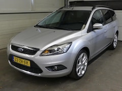 Ford Focus Wagon - 1.8 Titanium Flexi Fuel - Cruise Control - Trekhaak