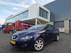 Seat Leon - 1.6 Businessline NAVI PSENSOR CRUISE 2 X SLEUTELS