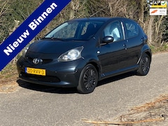 Toyota Aygo - 1.0-12V + 5DRS AIRCO NIEUWE APK NAP GOED ONDERHOUDEN