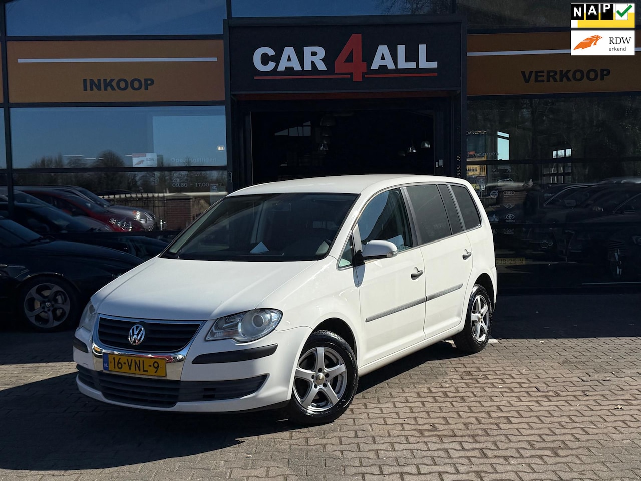 Volkswagen Touran - 1.9 TDI Trendline APK 2-4-2026/CRUISE/AIRCO/ - AutoWereld.nl