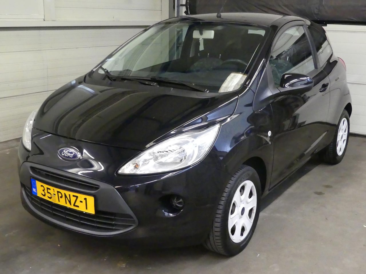 Ford Ka - 1.2 Comf - Airco - Trekhaak - Netjes Onderhouden - AutoWereld.nl