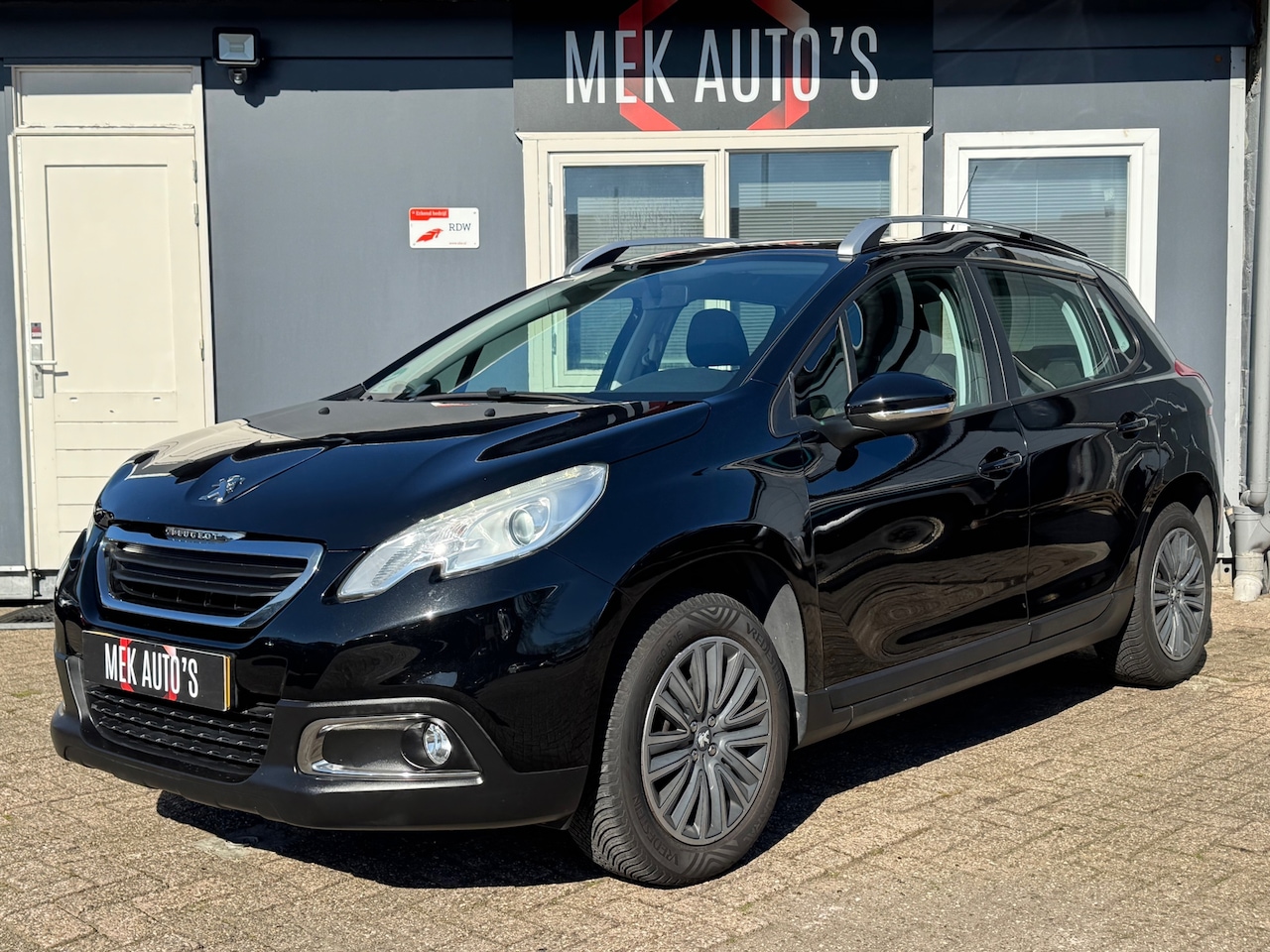 Peugeot 2008 - 1.2 PureTech Active|2e Eig|Pano|Navi|Cruise|Trekhaak| - AutoWereld.nl