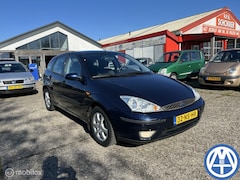 Ford Focus - 1.6-16V Cool Edition