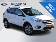 Ford Kuga - 1.5 Titanium | Winterpakket | Trekhaak met 2000kg Trekgewicht | Sensoren voor & achter