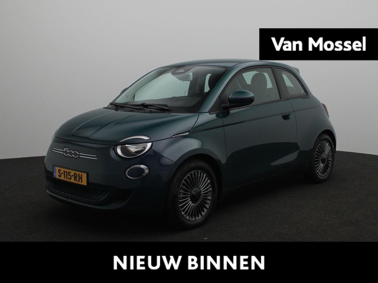 Fiat 500 - RED 42 kWh | Navigatie | LED Koplampen | Lichtmetalen Velgen | Parkeersensoren | Climate C - AutoWereld.nl