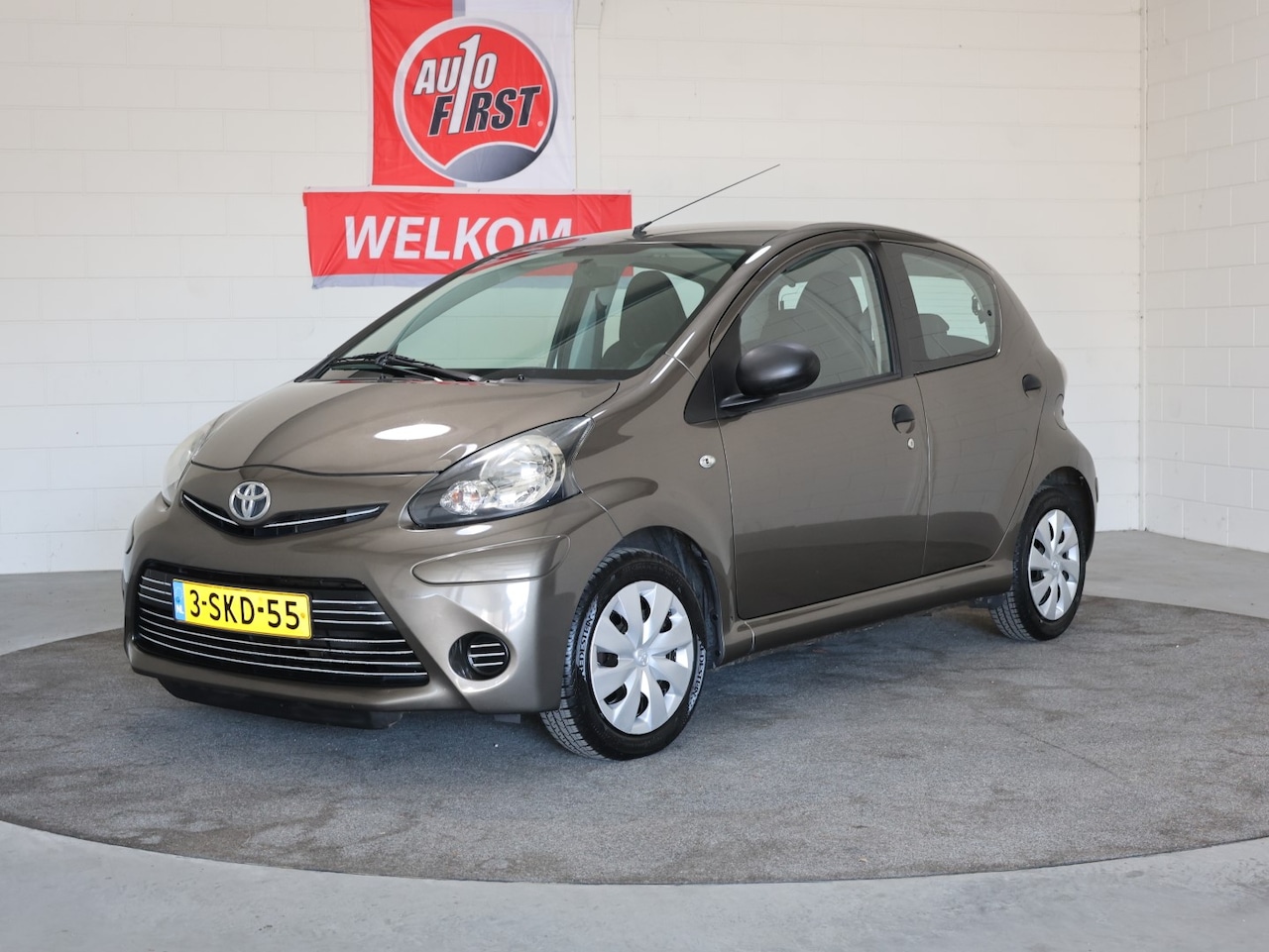 Toyota Aygo - 1.0 VVT-i Now 1.0 VVT-i Now, Airco, Electrische ramen, Centrale deurvergrendeling, Isofix, Volledig deal - AutoWereld.nl