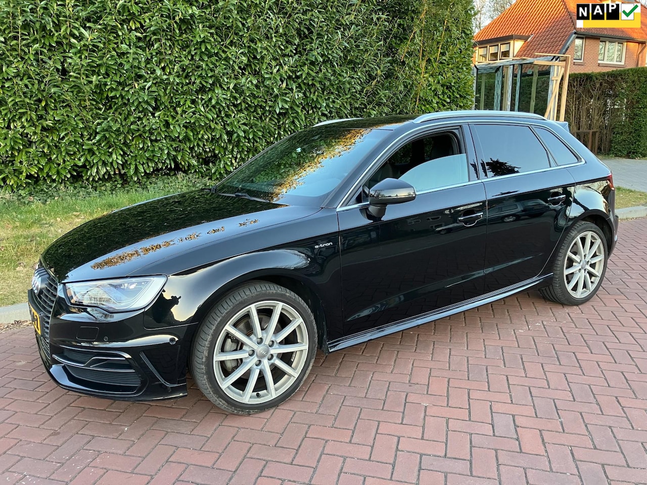 Audi A3 Sportback - 1.4 e-tron PHEV vol leer en 3x s-line mooie auto vele opties - AutoWereld.nl