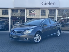 Toyota Avensis - 1.8 16V VVT-I Executive Business | Climate Control, Radio/CD-speler, Centrale deurvergrend