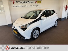 Toyota Aygo - 1.0 VVT-i x-play limited | Apple carplay | Begrenzer | LED Dagrijverlichting | Nederlands